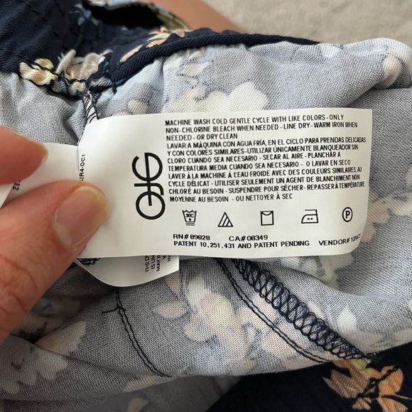 Jessica Simpson Women's Floral Ankle Pants Large NWT - Picture 10 of 10